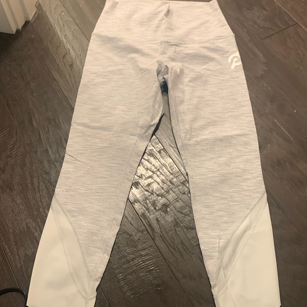 Lululemon wunder under
